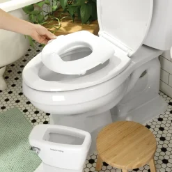 Ingenuity                    Toilettes miniatures My Size    Blanc