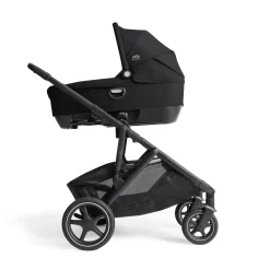 Joie                    Poussette Versiti avec panier    Eclipse