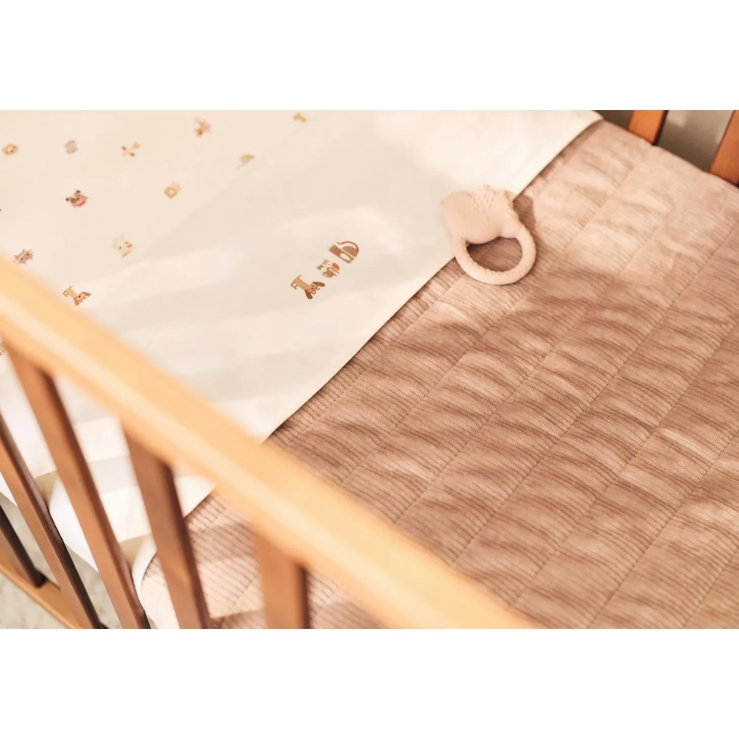 Jollein Couverture Berceau Velvet Rib Milky Coffee 75x100 cm