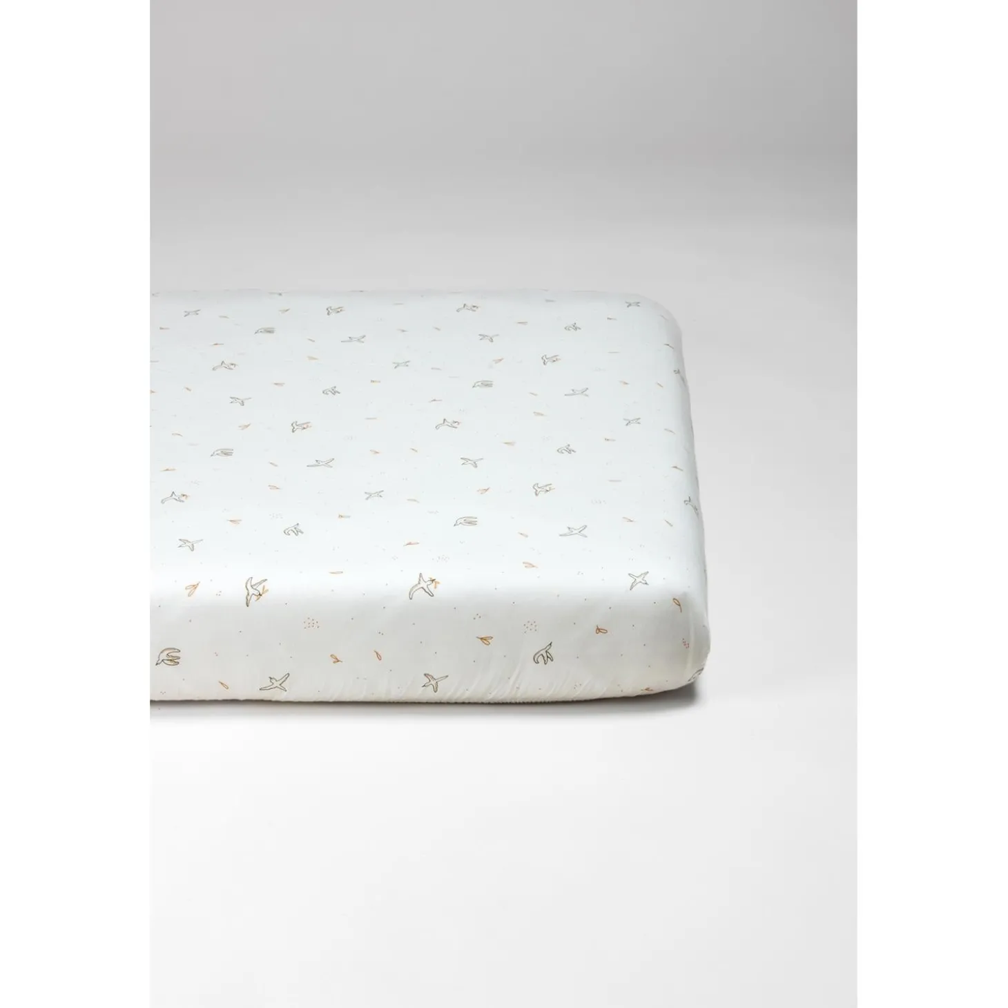 Kadolis Drap housse Coton Bio pour Lit bébé L'envolée Multicolore 70x140 cm