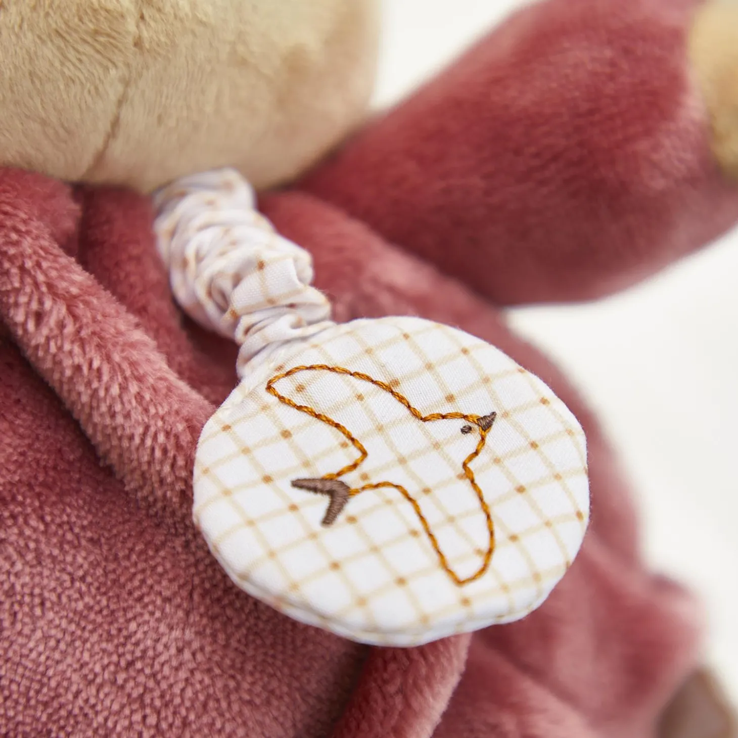 Kaloo Peluche musicale Patapouf Lapin Rouge