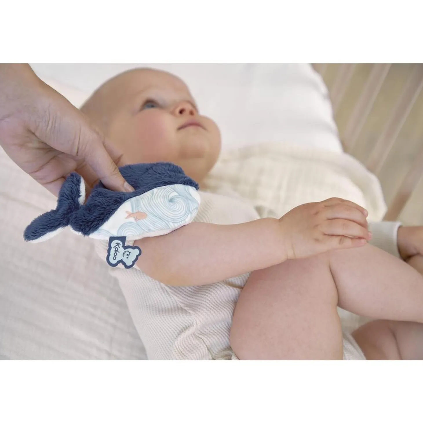 Kaloo Peluche Poche Calmante Baleine Bleu