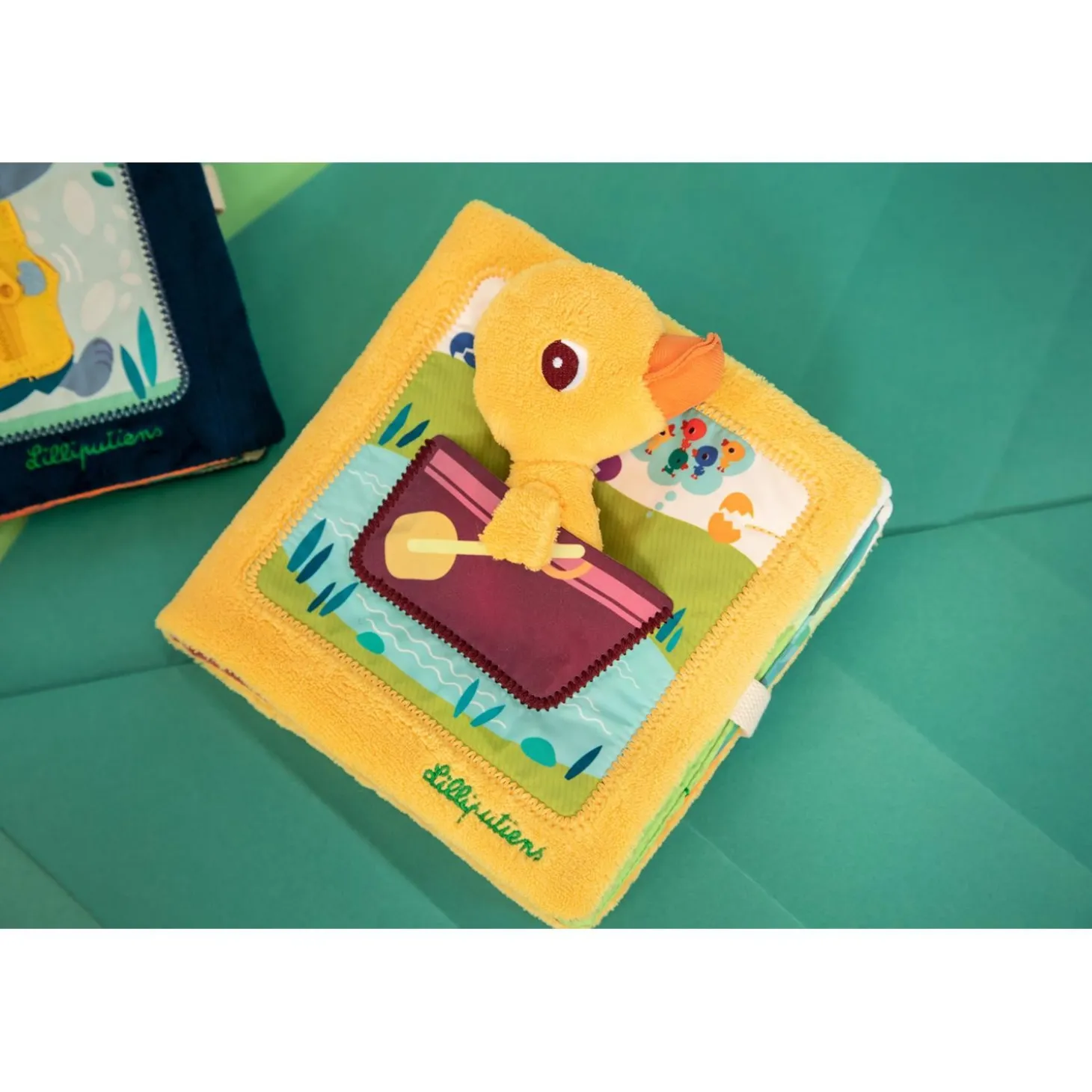 Lilliputiens Livre d'activités gaspard à la ferme Jaune