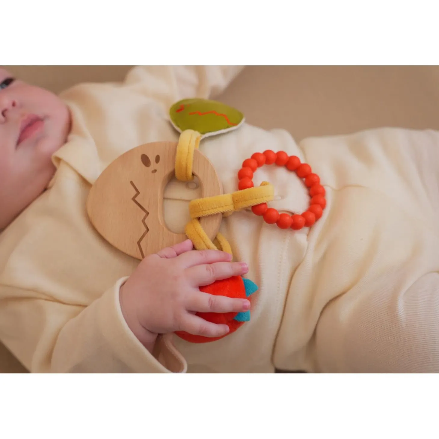 Little big friends Hochet en bois Dino