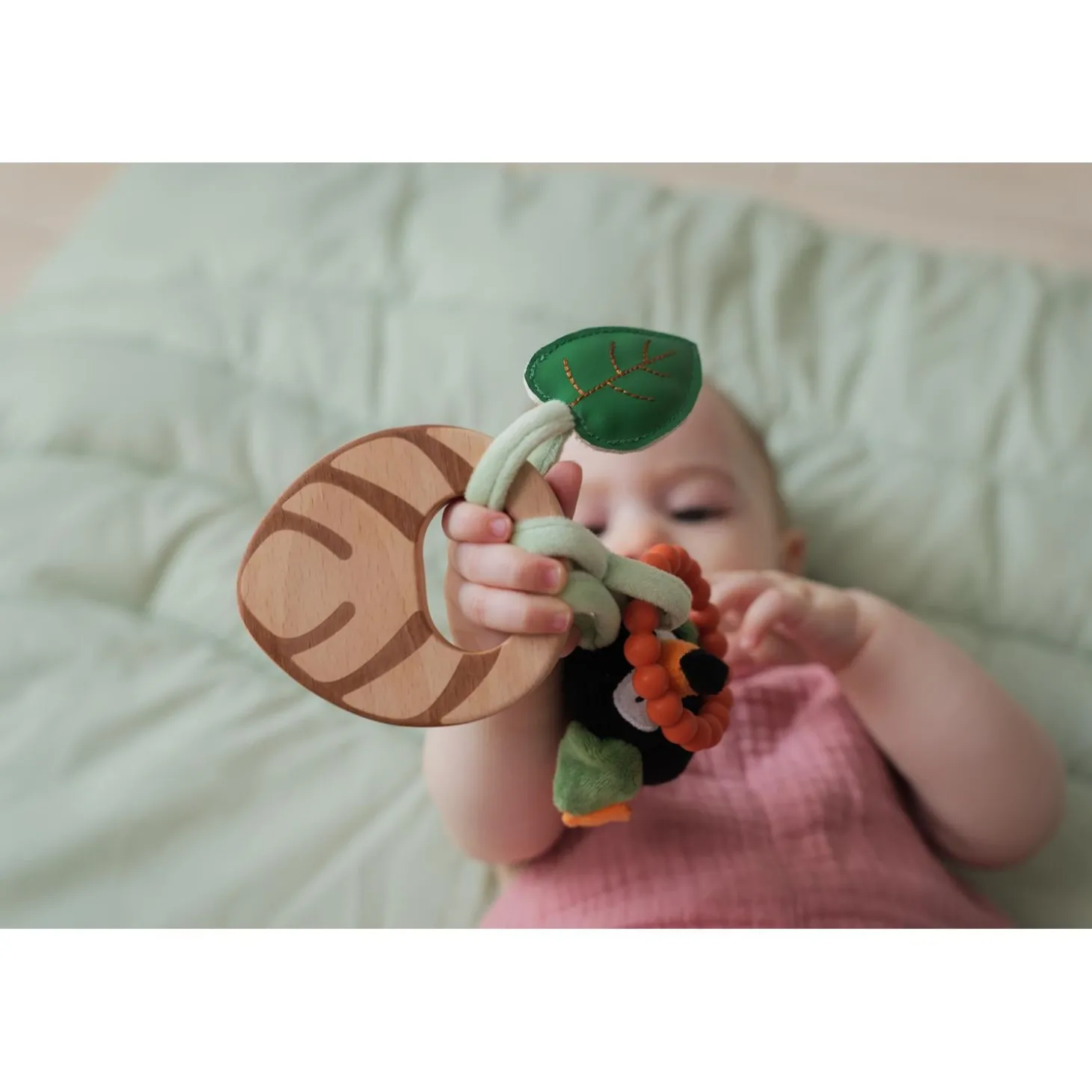 Little big friends Hochet en bois Jungle