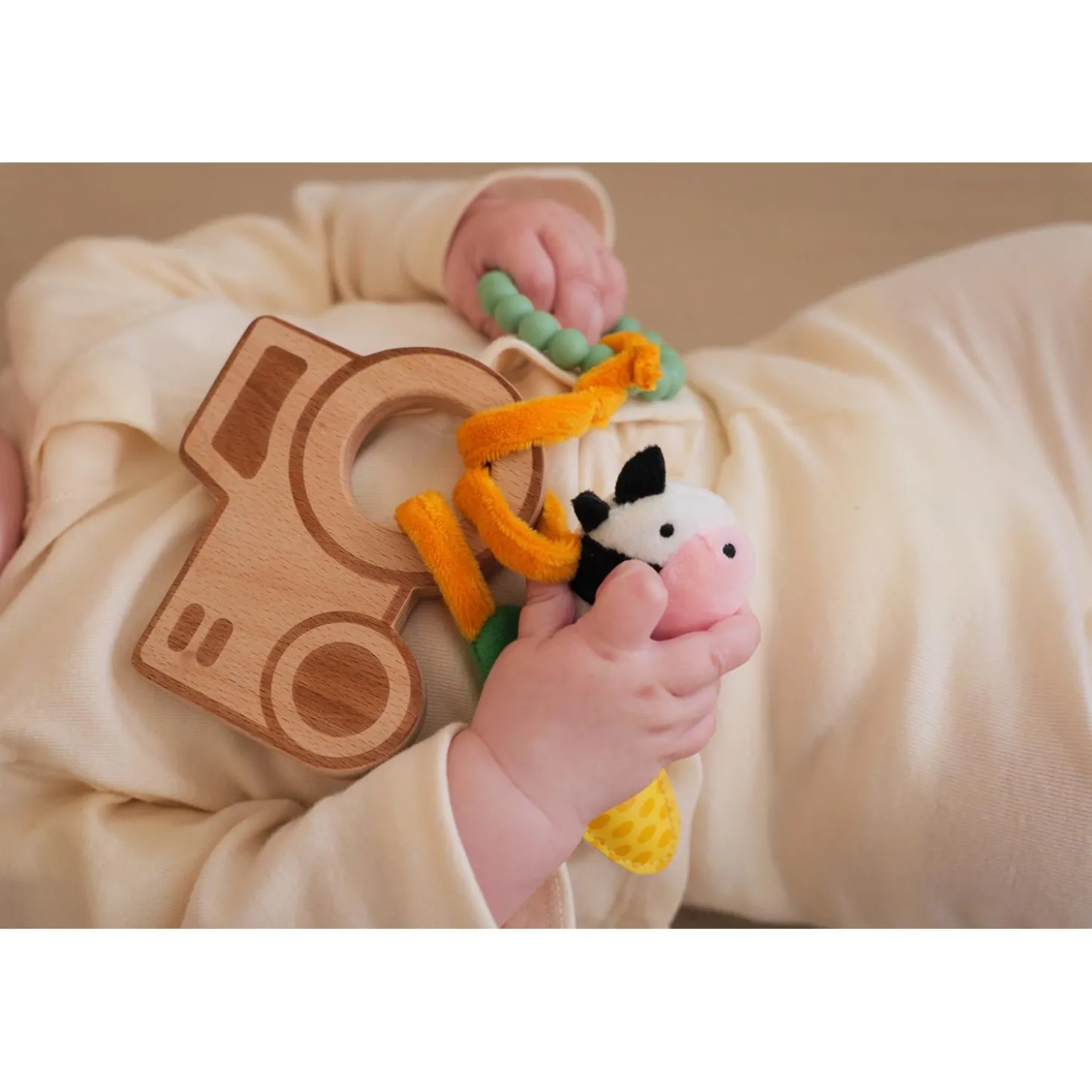Little big friends Hochet en bois Ferme