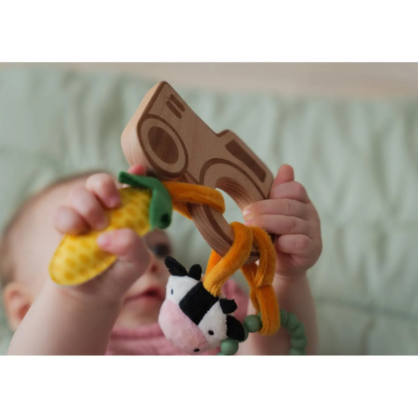 Little big friends Hochet en bois Ferme