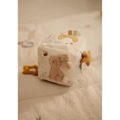 Little Dutch                    Cube d'activités soft    Newborn