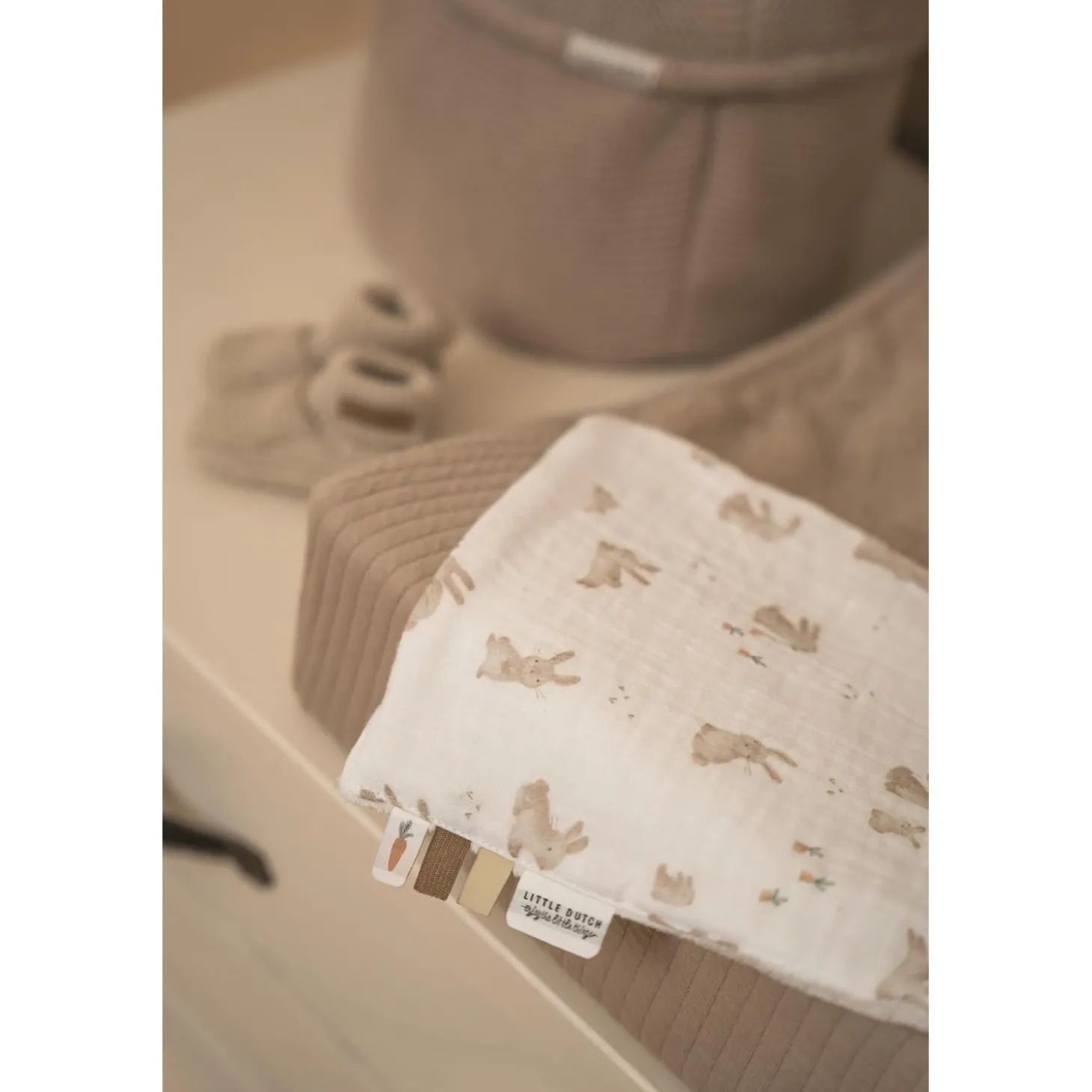 Little Dutch Doudou attachetétine en gaze de coton Baby Bunny Blanc