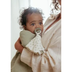 Little Dutch Doudou attachetétine en gaze de coton Blueberry Leaves 75x75 cm