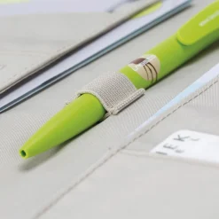 Lässig                    Housse carnet de santé Blocks    Taupe