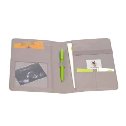 Lässig                    Housse carnet de santé Blocks    Taupe