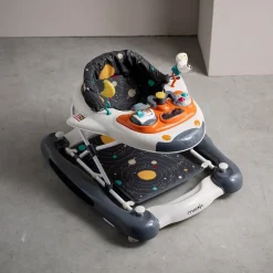 Maïka                    Trotteur Navette Spatiale    Multicolore