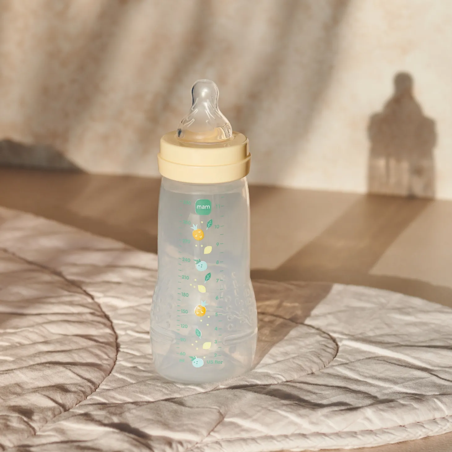 MAM BABY Biberon Easy Active Coloré Tétine Débit X Pearl 330 ml