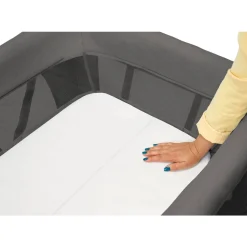 Maxi Cosi Parc Swift Playard Beyond Graphite