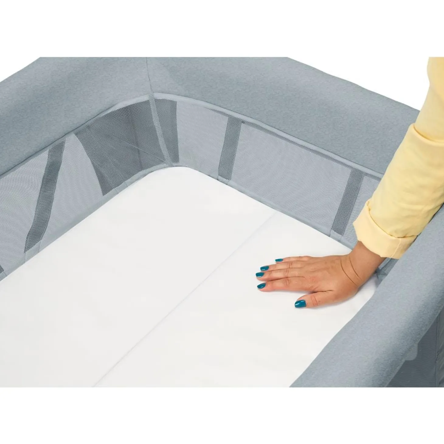 Maxi Cosi Parc Swift Playard Beyond Grey
