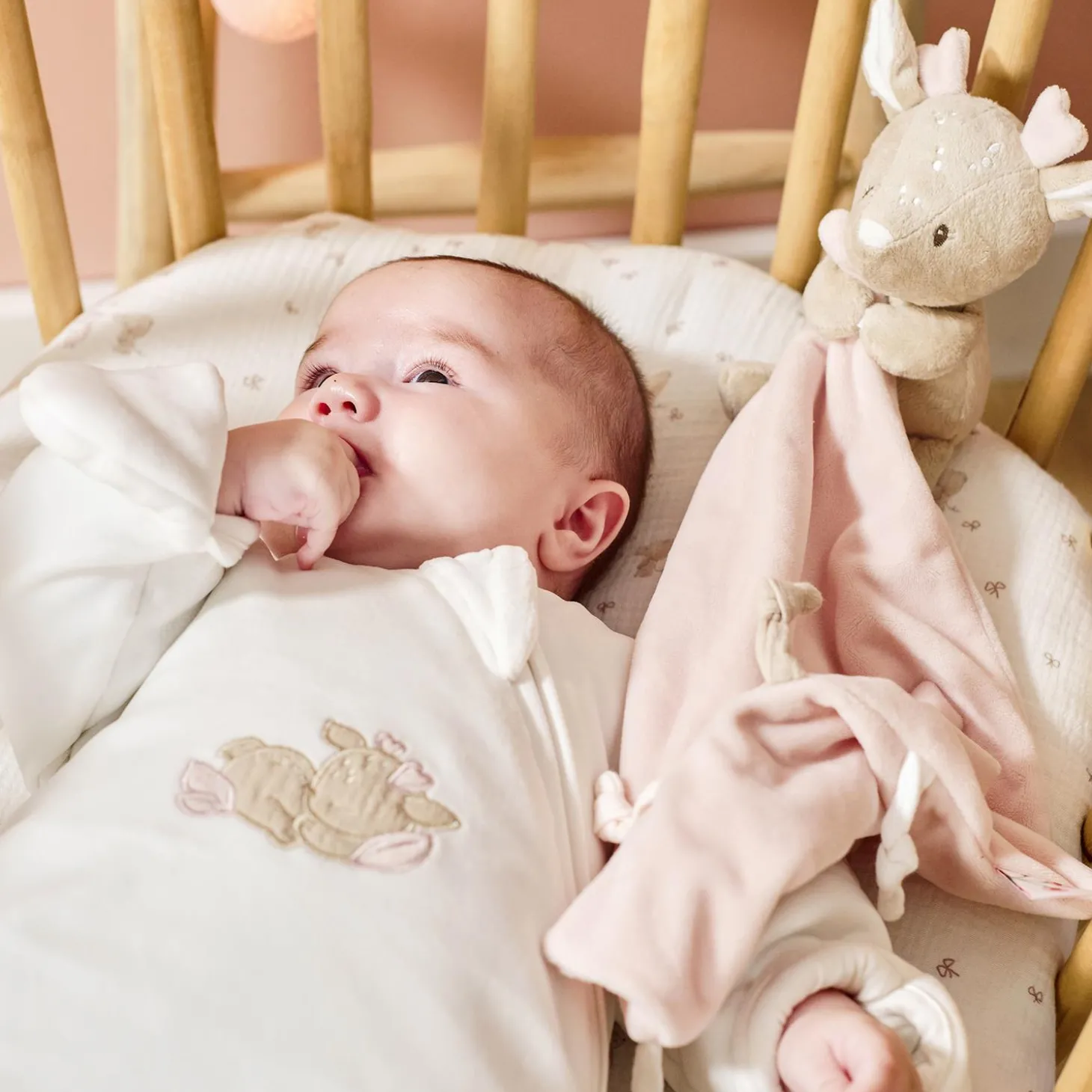 Nattou Doudou Câlin/Couverture Biche Fanfan Rose