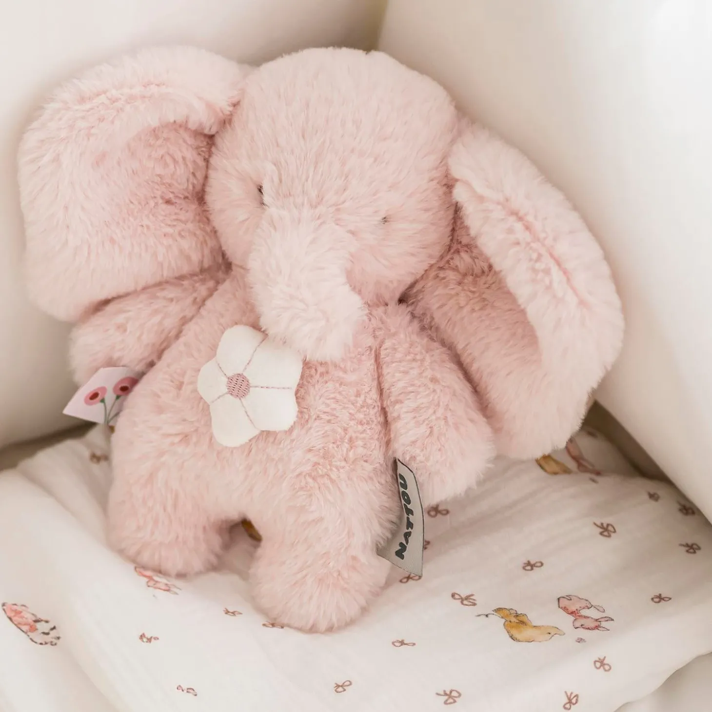Nattou Mini Peluche Musical Éléphant Fanfan Rose