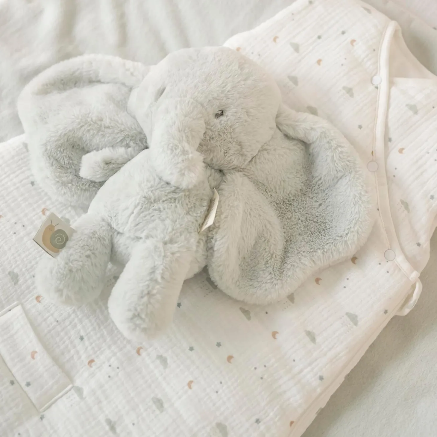 Nattou Peluche Loulou Éléphant Vert tilleul