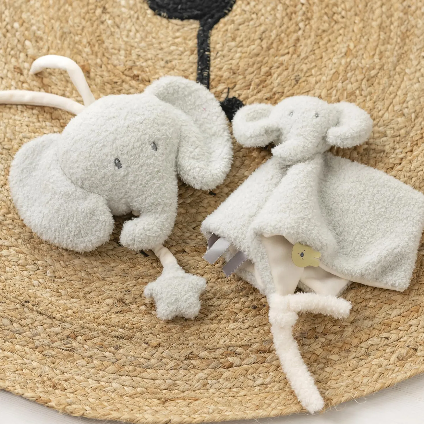 Nattou Peluche musical Teddy Tête Elephant Gris