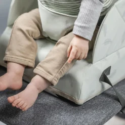 Nattou                    Réhausseur de chaise plumes    Vert            6-36 mois
