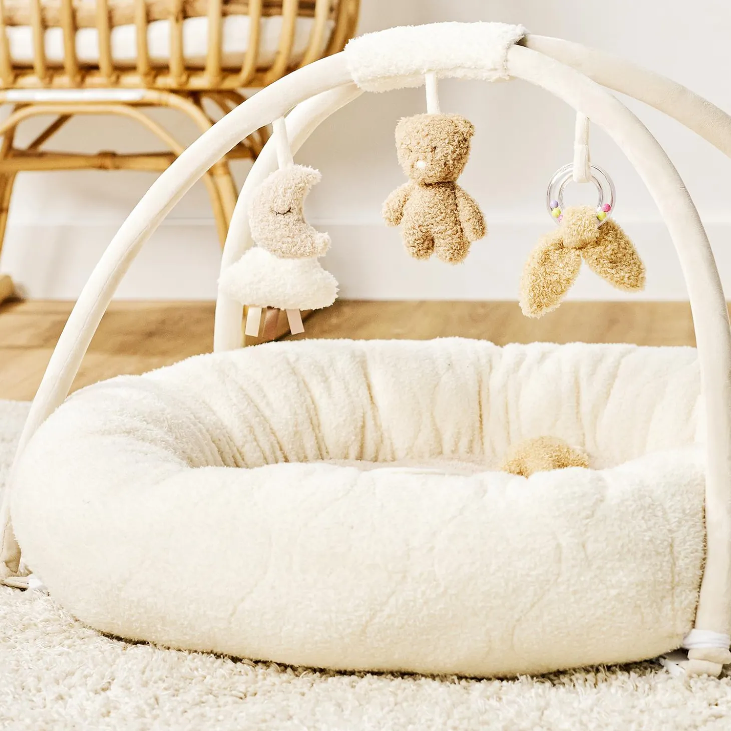 Nattou Tapis Pouf avec arches Bouclette Teddy Ecru 90 cm