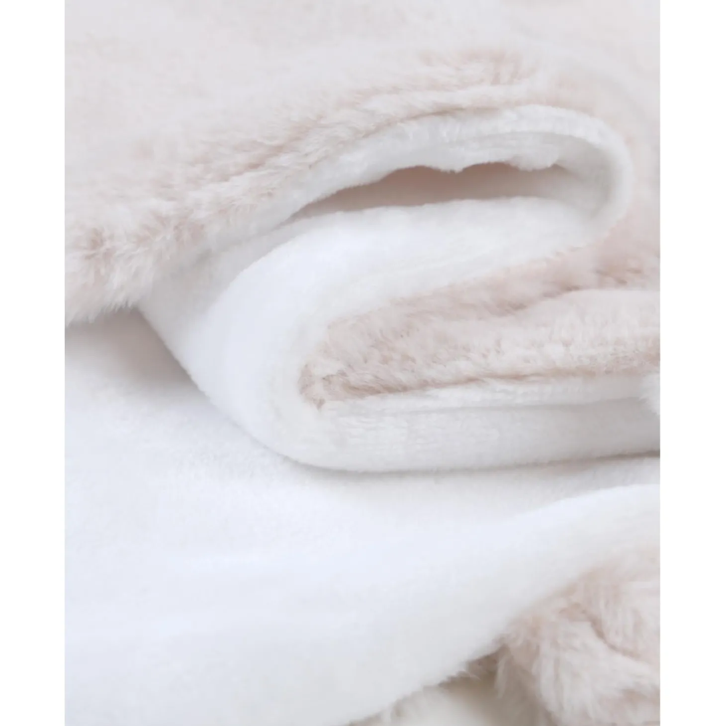Noukie's Couverture fausse fourrure M&M24 Beige 75x100 cm