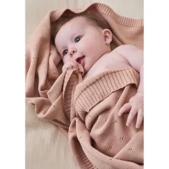Noukie's Couverture tricot M&M24 Powder pink 75x100 cm