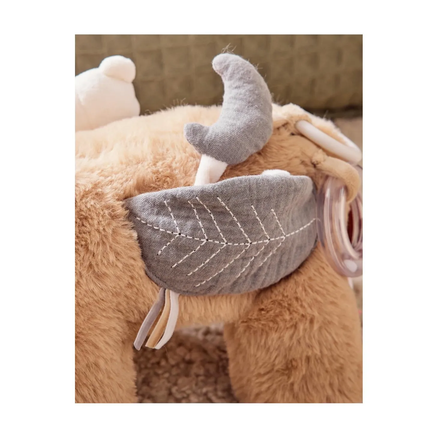 Noukie's Peluche d'activité Fluffy F&O Cow