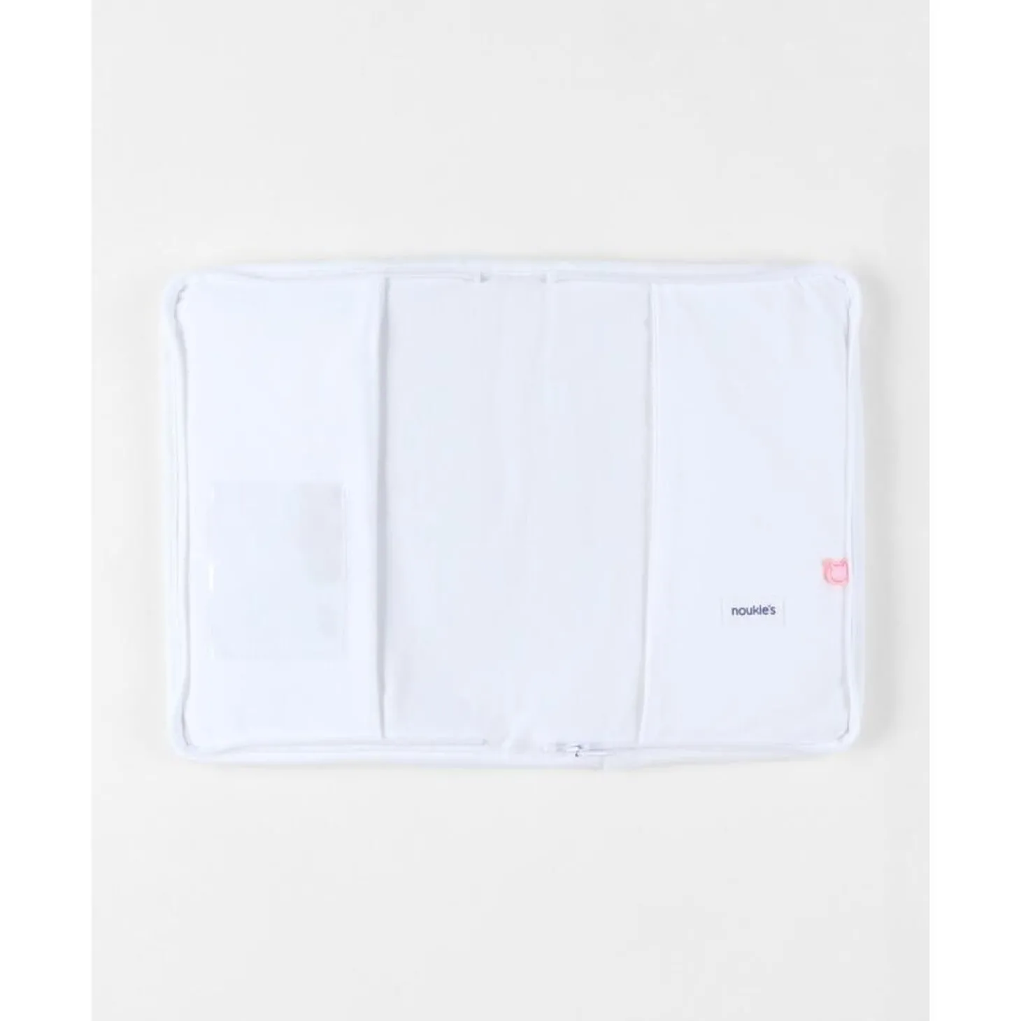Noukie's Protège carnet de santé M&m25 Smart Flowers Blanc 17x25 cm