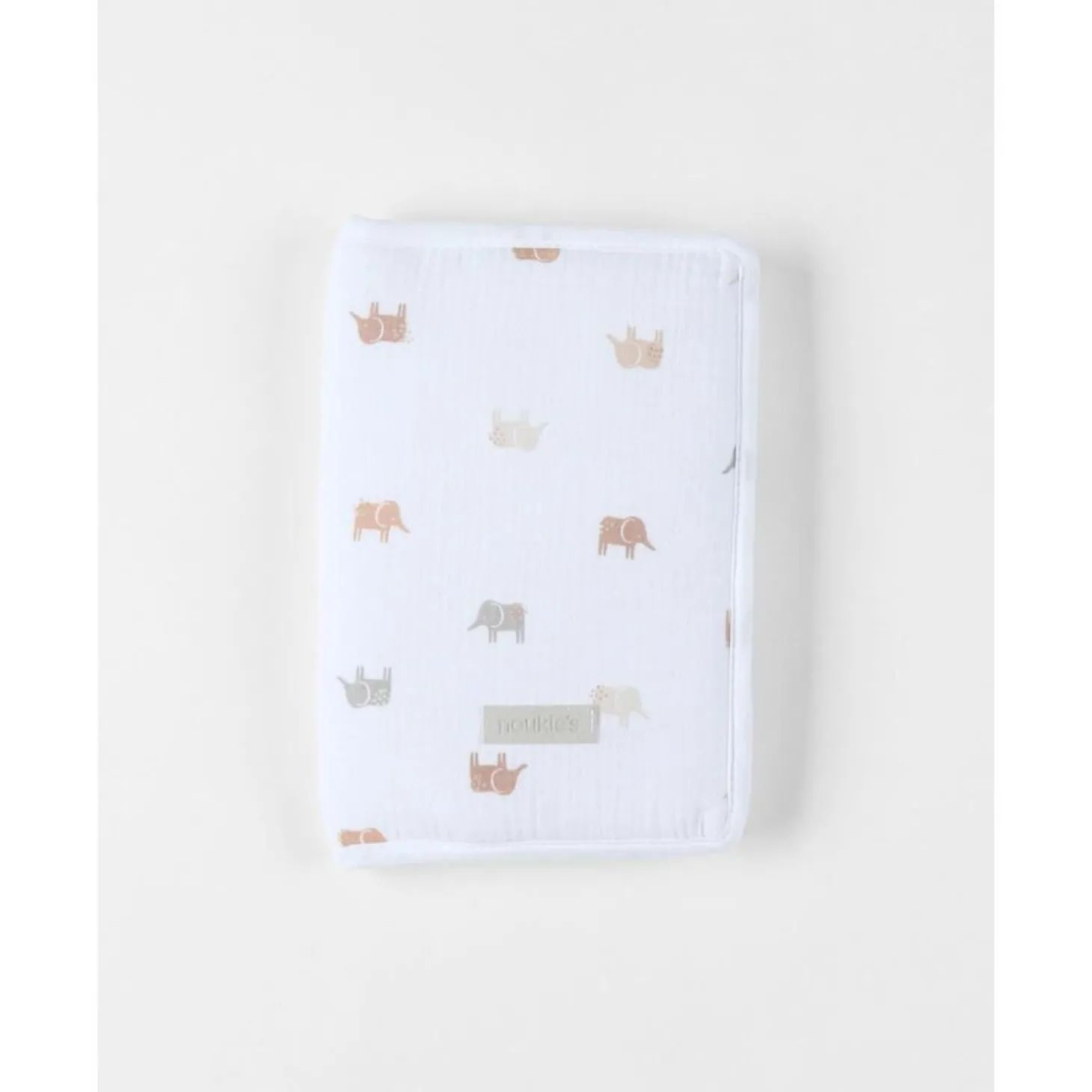 Noukie's Protège carnet de santé M&m25 Elephants Blanc 17x25 cm