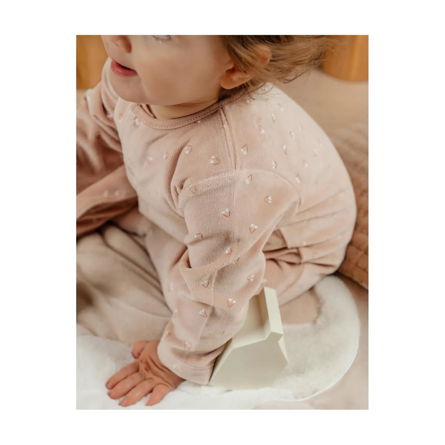 Noukie's Pyjama bébé Velours AOP Nappy cat Rose 1 mois