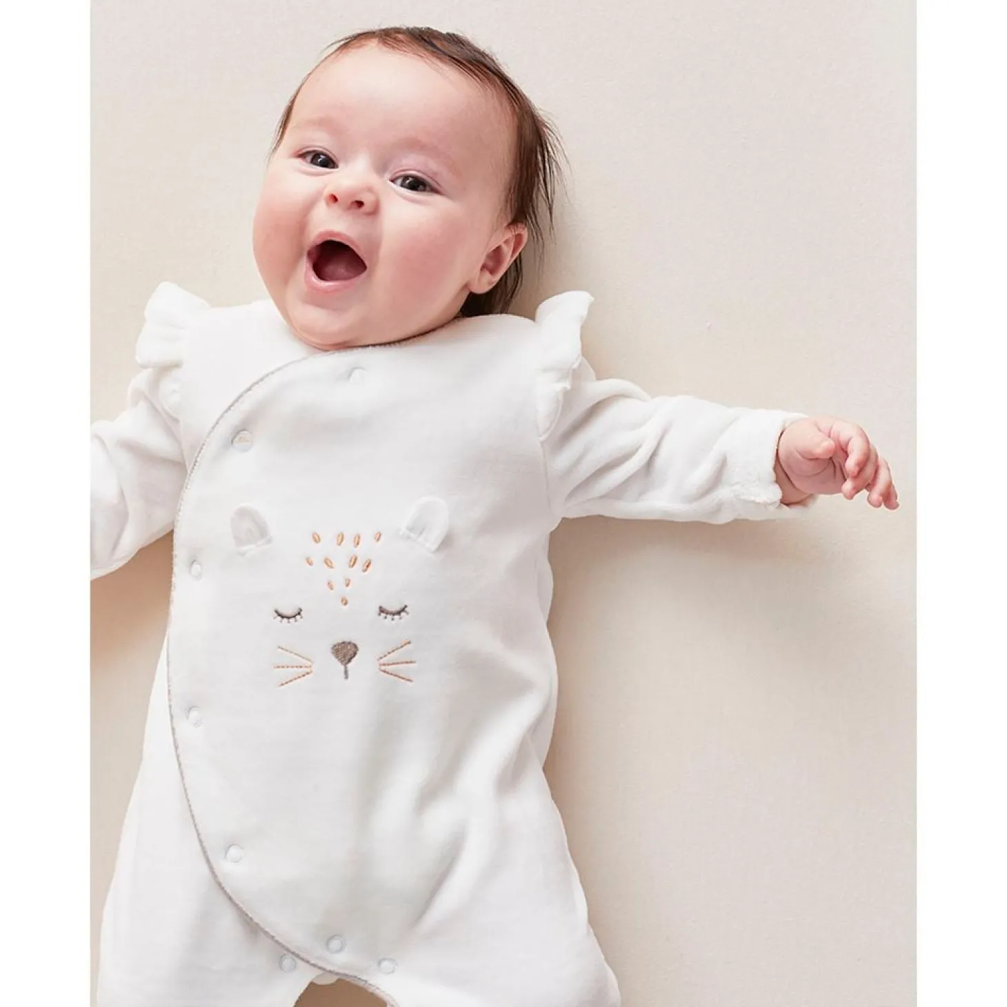 Noukie's Pyjama 1 pièce Babou en velours Babou et Kendi Kendi 3 mois