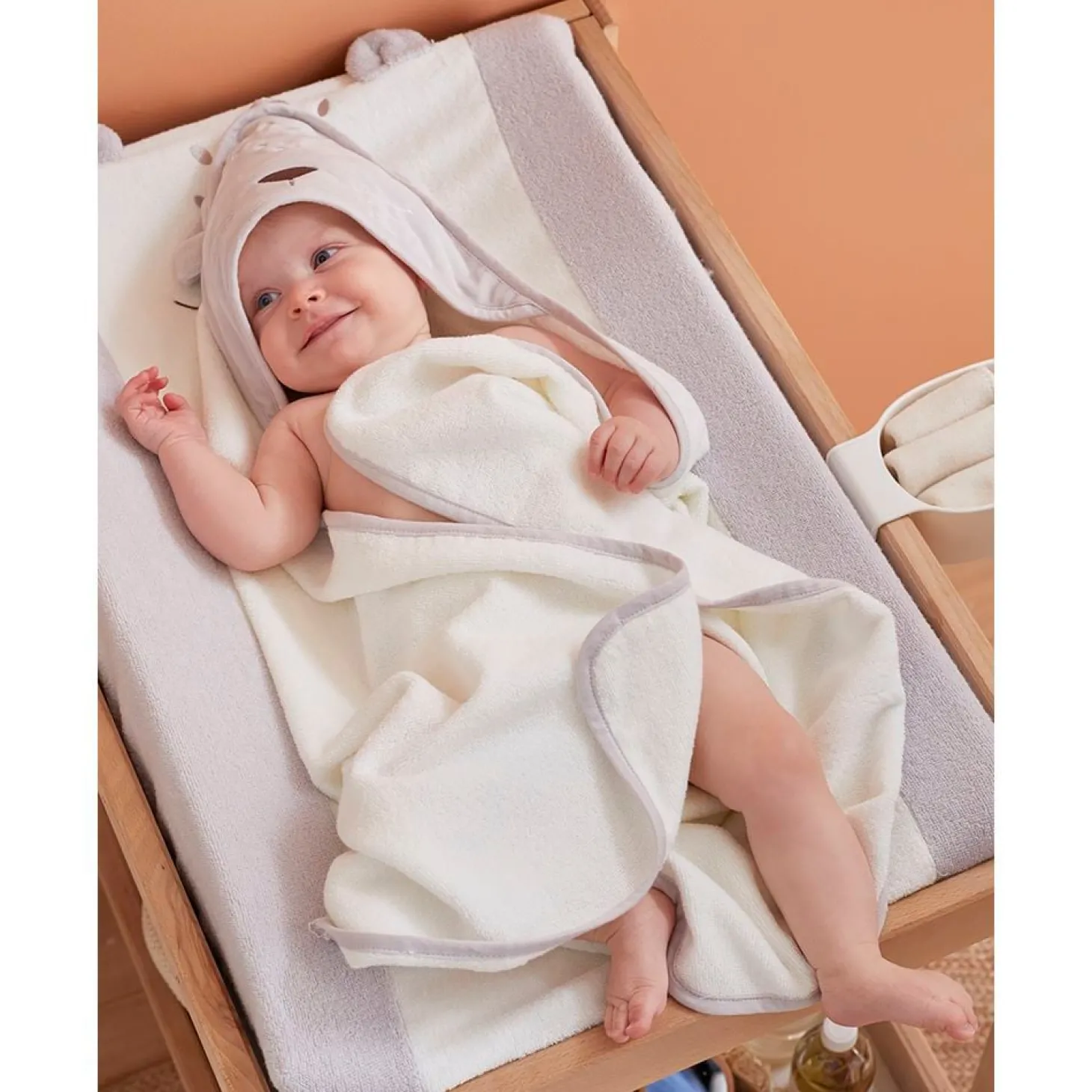 Noukie's Set de bain veloudoux et éponge Babou et Kendi Gris
