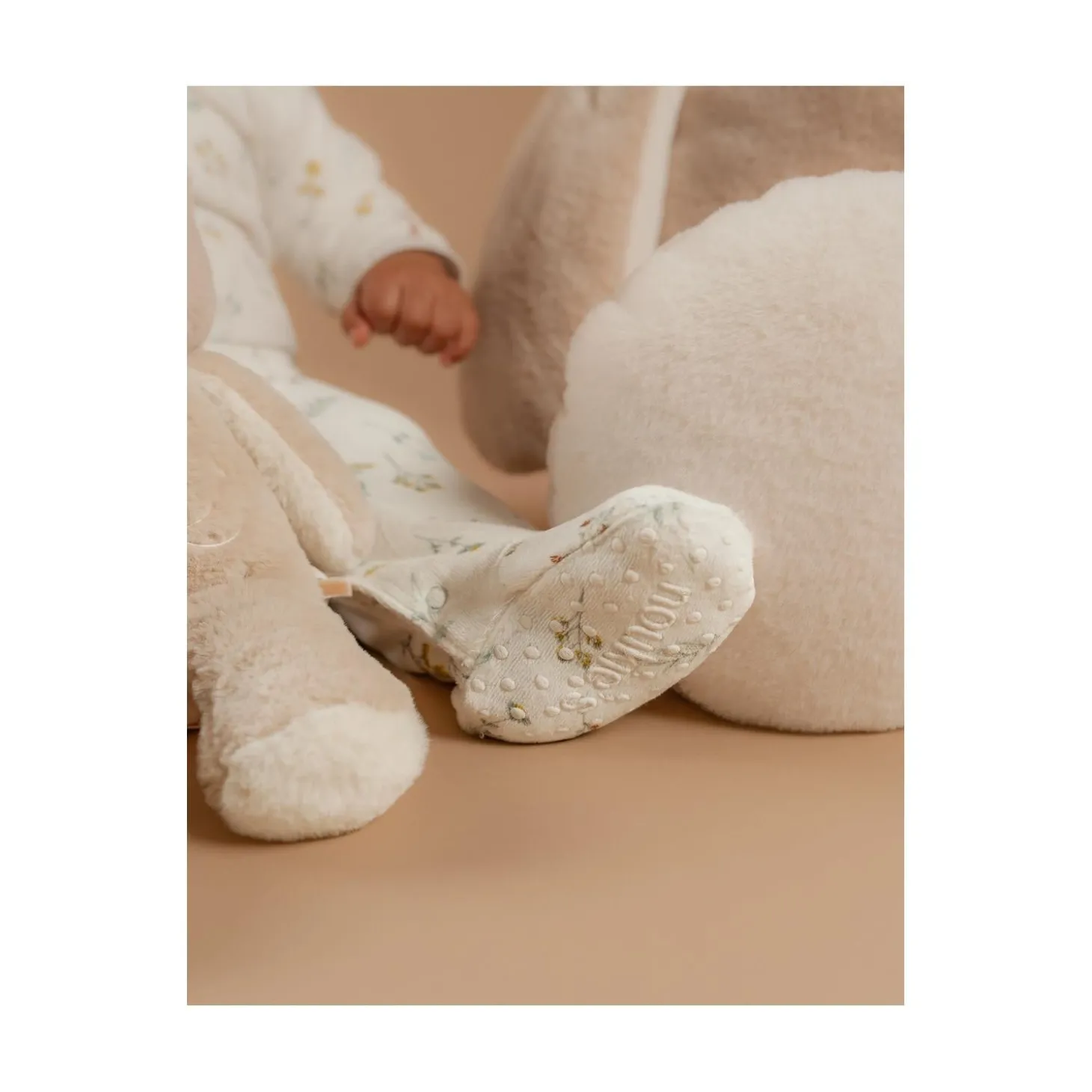 Noukie's Set de 2 pyjamas bébé velours Pretty flowers Blanc 6 mois