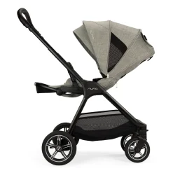 Nuna Poussette TRIV next BMW Graphene
