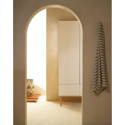 Quax                    Armoire Flow    white oak