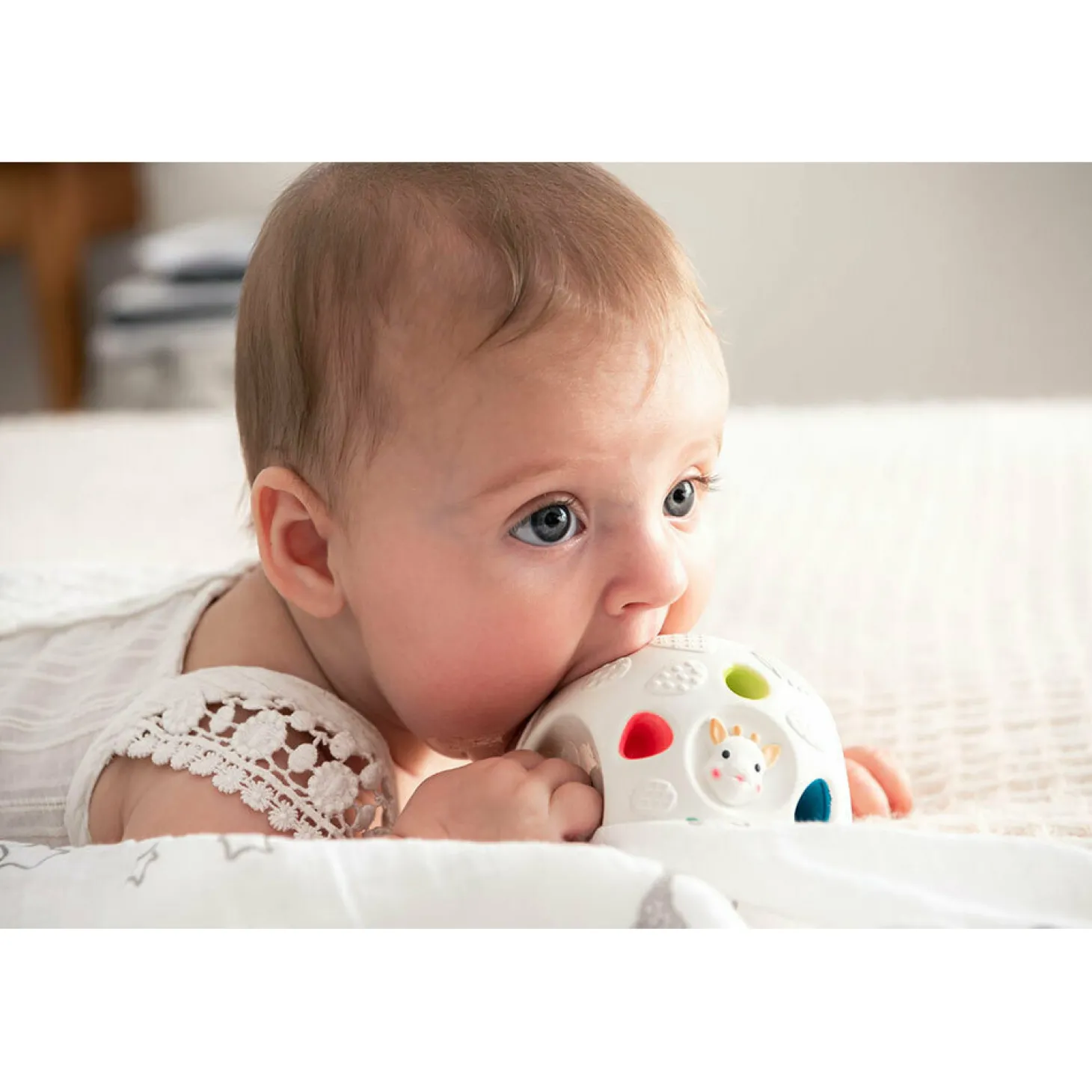 Sophie la girafe Balle sensorielle Senso'ball So'Pure Bleu, Vert, Rouge, Blanc