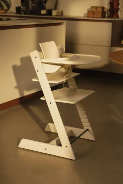 Stokke Pack chaise Tripp Trapp et plateau Vanilla White