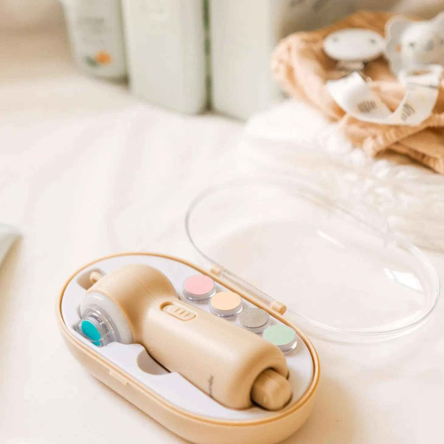 Suavinex Set Lime Électrique + Coupe-Ongles Beige
