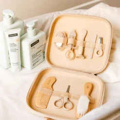 Suavinex Trousse de Soin et de Toilette 8 Accessoires Wonderland Beige