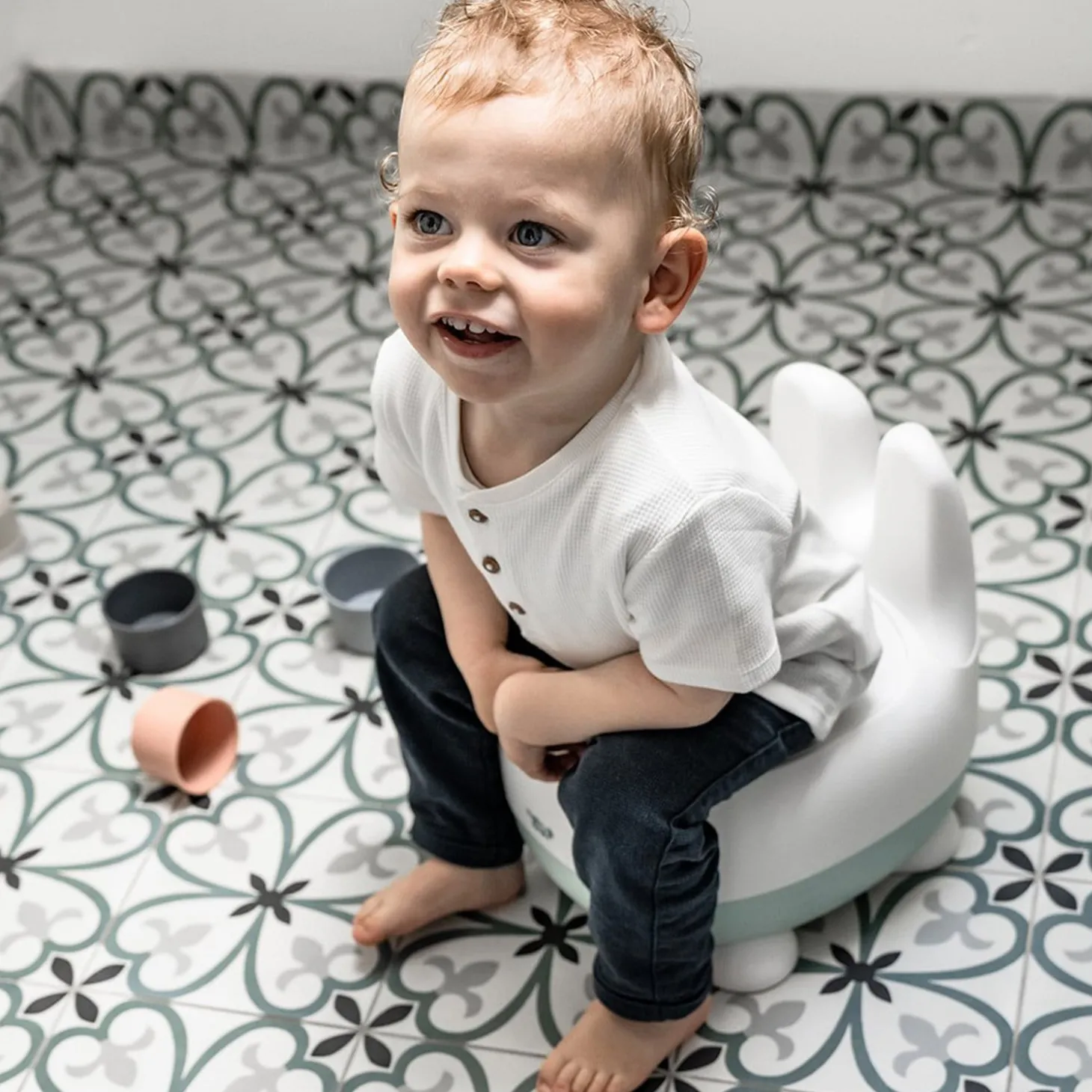 Thermobaby Pot ludique Lapin Blanc Et Vert Sauge