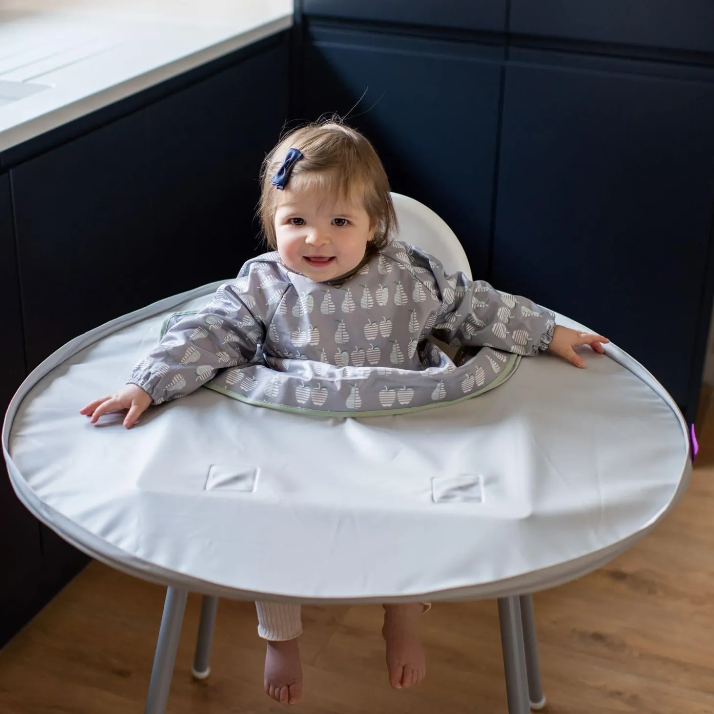 Tidy tot Kit Bavoir et Plateau Gris Perle