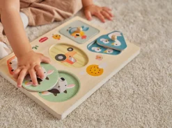 Tiny Love                    Puzzle musical en bois    Farmers