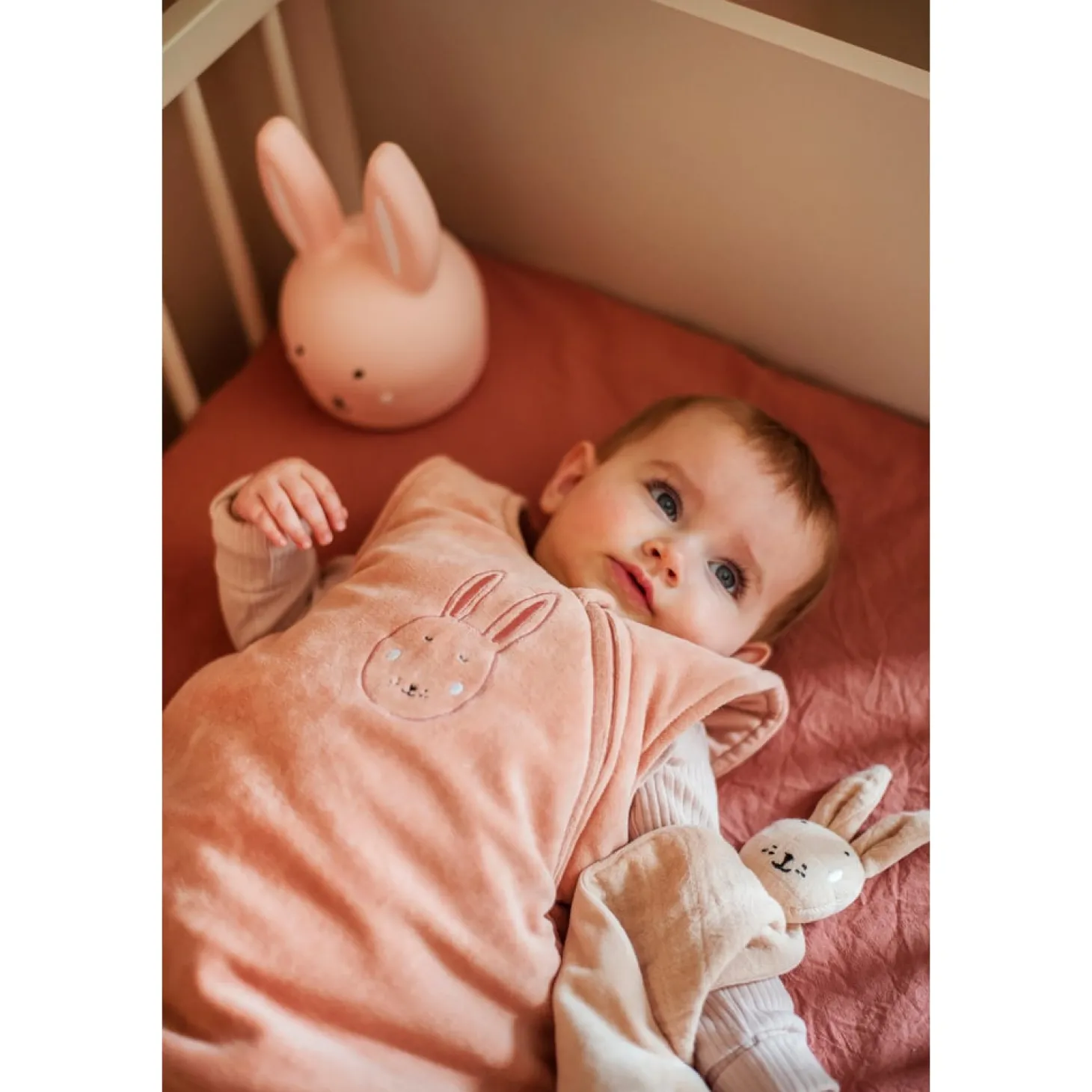 Trixie Gigoteuse mi-saison Mrs.Rabbit 90 cm