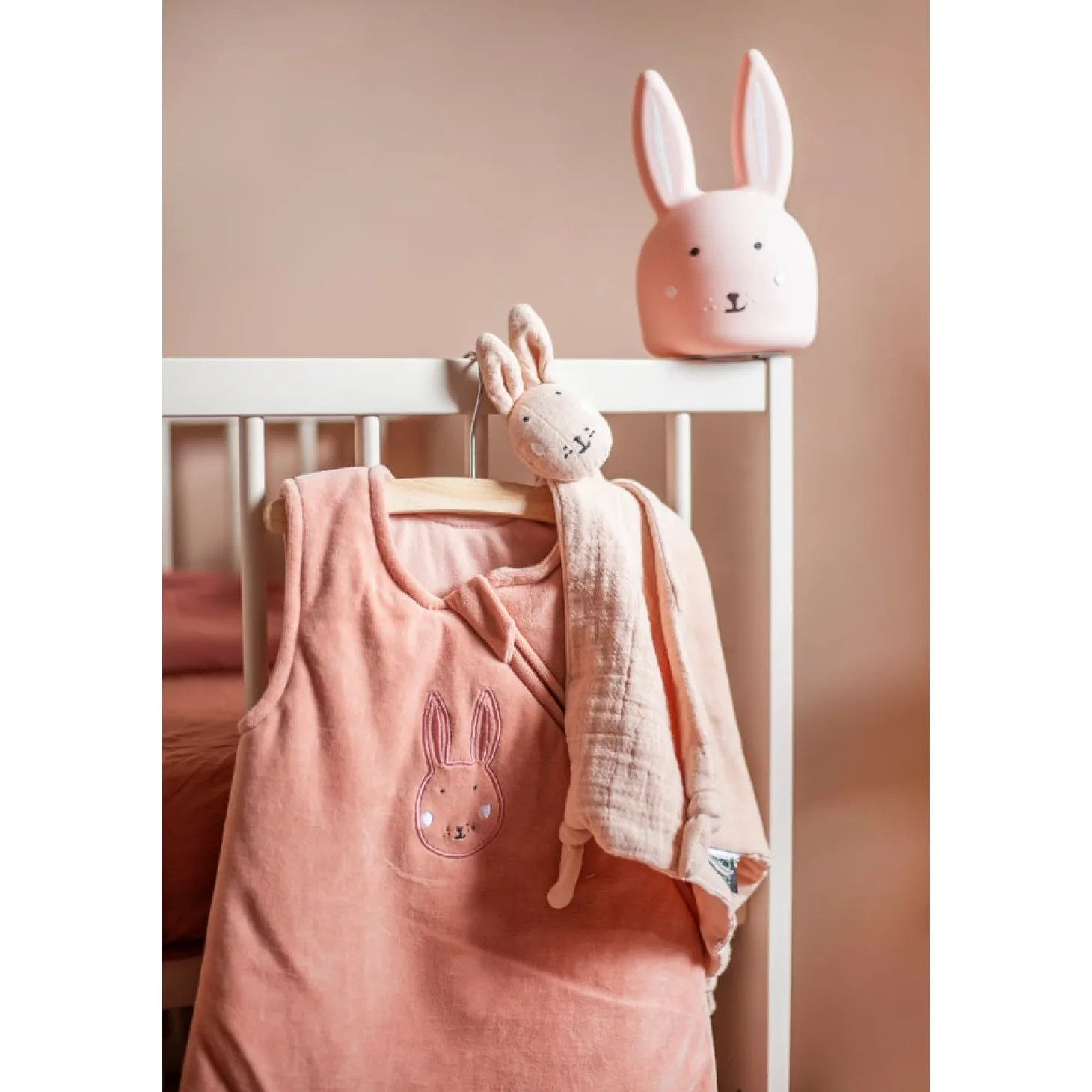 Trixie Gigoteuse mi-saison Mrs.Rabbit 90 cm