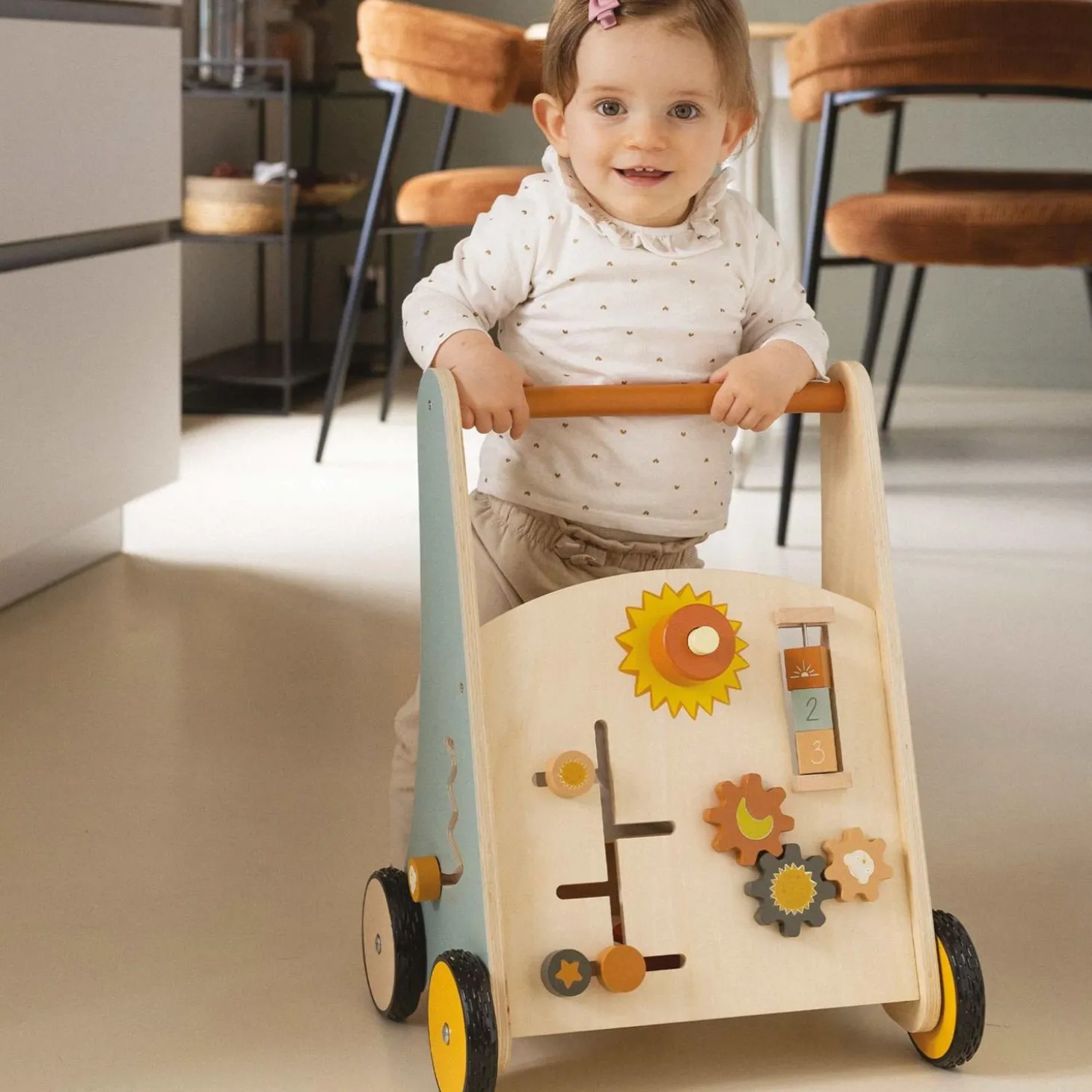 Trois Kilos Sept Chariot de Marche MultiActivite Bois Fsc Multicolore