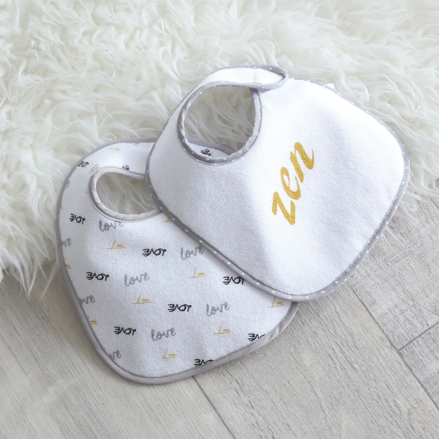 Trois Kilos Sept Lot de 7 Bavoirs Naissance Gris 0-6 mois