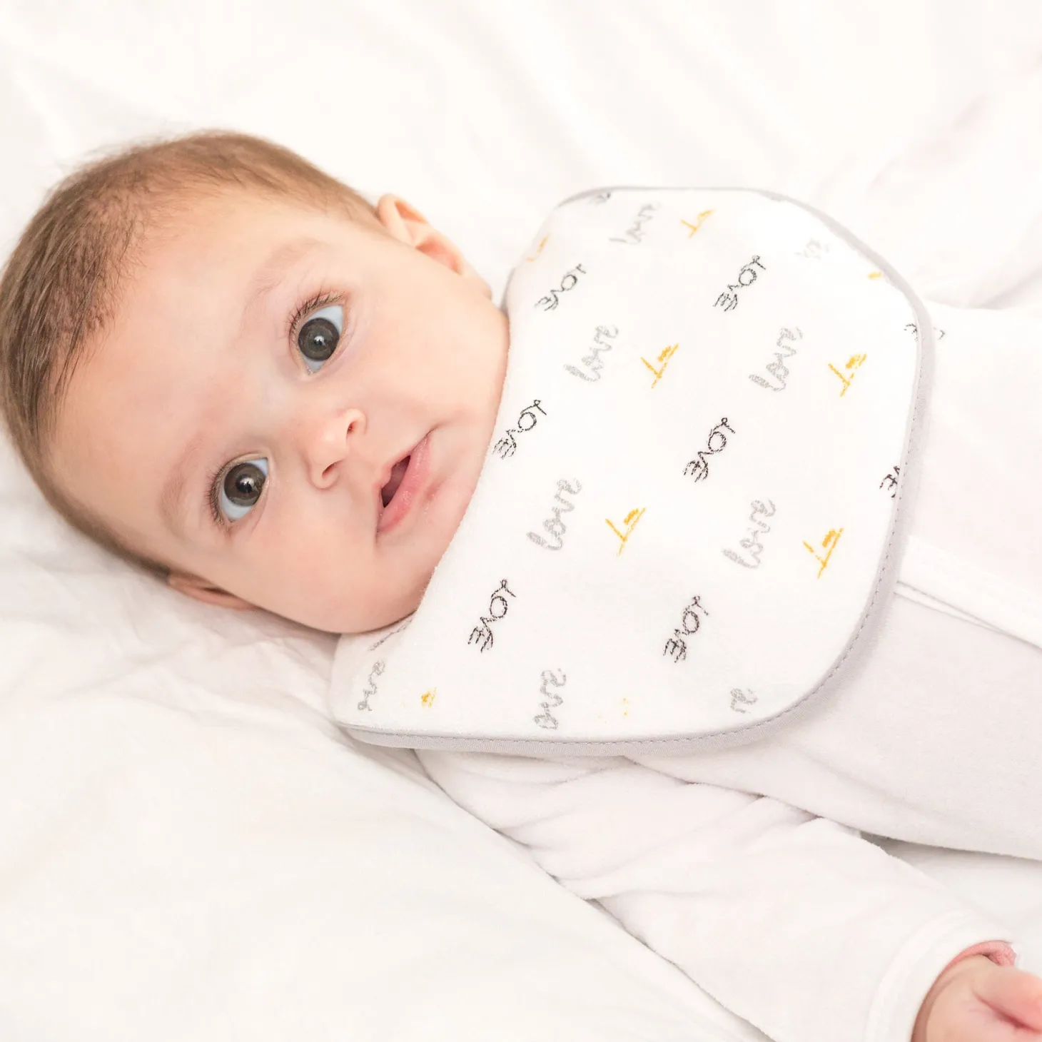 Trois Kilos Sept Lot de 7 Bavoirs Naissance Gris 0-6 mois