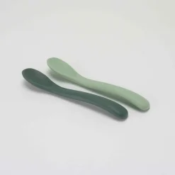 Trois Kilos Sept                    Lot de 2 Cuillières Silicone    Sauge / Sapin